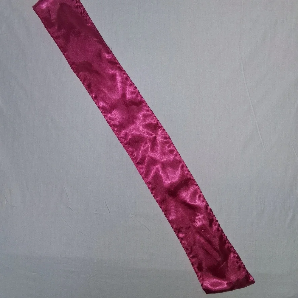Hot Pink Satin Birthday Girl Sash Gold Glitter Script Crown Party Accessory - Picture 4 of 5